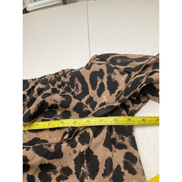 Viv's Women's Size L Off Shoulder Brown Animal Print Flounce Top - Picture 4 of 7